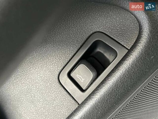 Чорний Ауді А6, об'ємом двигуна 2.77 л та пробігом 250 тис. км за 11700 $, фото 8 на Automoto.ua