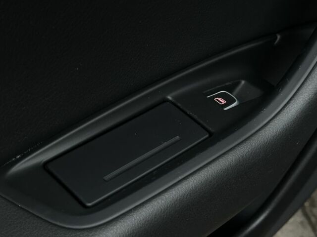 Черный Ауди А6, объемом двигателя 2 л и пробегом 143 тыс. км за 14900 $, фото 9 на Automoto.ua