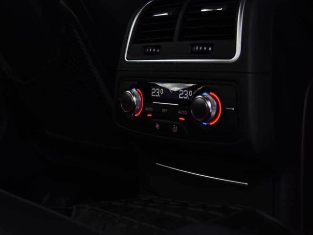 Черный Ауди А6, объемом двигателя 3 л и пробегом 178 тыс. км за 14500 $, фото 17 на Automoto.ua