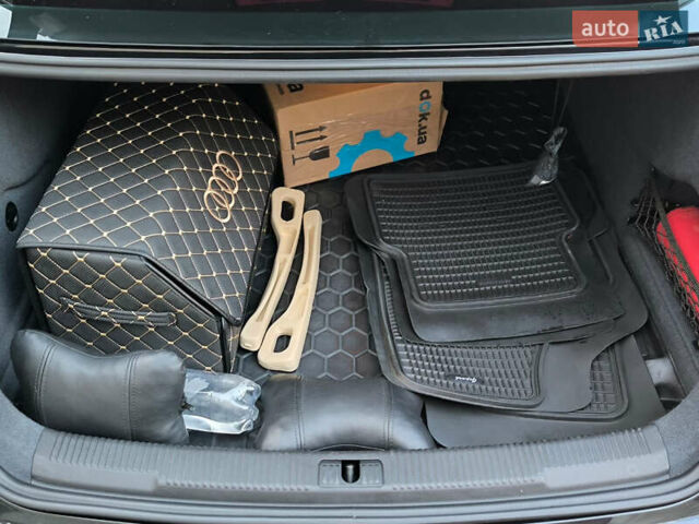 Чорний Ауді А6, об'ємом двигуна 1.97 л та пробігом 221 тис. км за 18500 $, фото 19 на Automoto.ua