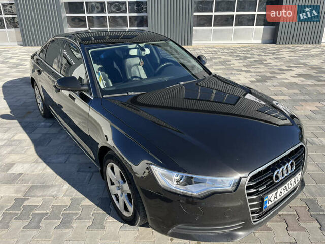 Черный Ауди А6, объемом двигателя 2.77 л и пробегом 284 тыс. км за 12600 $, фото 4 на Automoto.ua