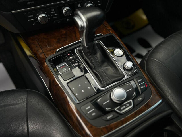 Черный Ауди А6, объемом двигателя 3 л и пробегом 210 тыс. км за 13000 $, фото 11 на Automoto.ua