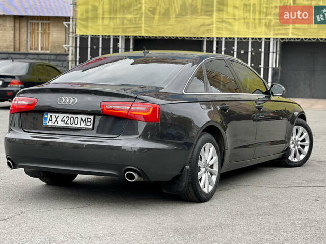 Черный Ауди А6, объемом двигателя 2.8 л и пробегом 183 тыс. км за 13900 $, фото 8 на Automoto.ua