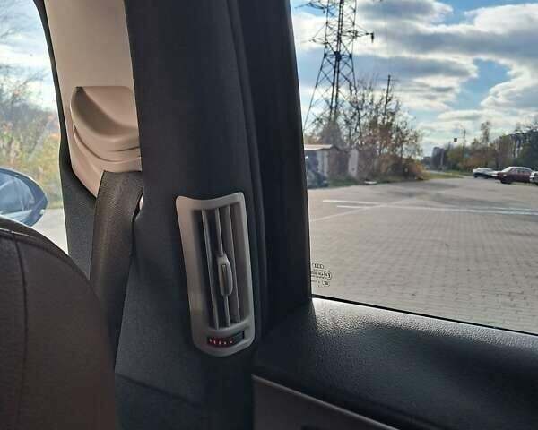 Черный Ауди А6, объемом двигателя 1.98 л и пробегом 205 тыс. км за 12500 $, фото 19 на Automoto.ua