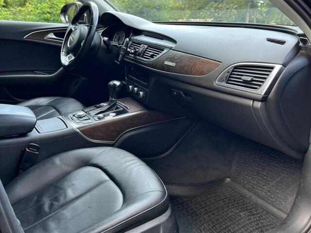 Черный Ауди А6, объемом двигателя 2.8 л и пробегом 211 тыс. км за 15500 $, фото 9 на Automoto.ua