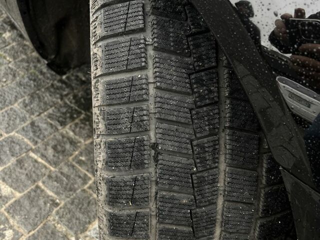 Черный Ауди А6, объемом двигателя 2 л и пробегом 230 тыс. км за 10400 $, фото 4 на Automoto.ua