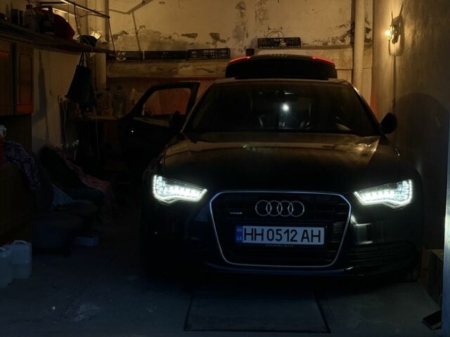 Чорний Ауді А6, об'ємом двигуна 3 л та пробігом 242 тис. км за 15999 $, фото 3 на Automoto.ua