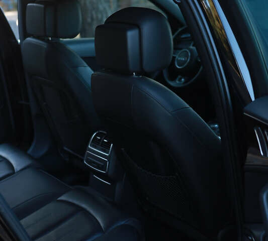 Черный Ауди А6, объемом двигателя 3 л и пробегом 243 тыс. км за 13000 $, фото 6 на Automoto.ua