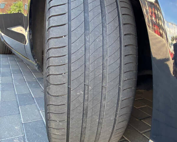 Черный Ауди А6, объемом двигателя 1.98 л и пробегом 277 тыс. км за 12100 $, фото 12 на Automoto.ua