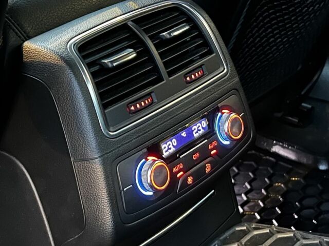 Черный Ауди А6, объемом двигателя 3 л и пробегом 402 тыс. км за 13800 $, фото 13 на Automoto.ua