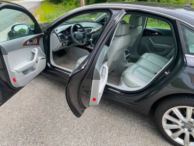 Чорний Ауді А6, об'ємом двигуна 3 л та пробігом 80 тис. км за 11000 $, фото 6 на Automoto.ua