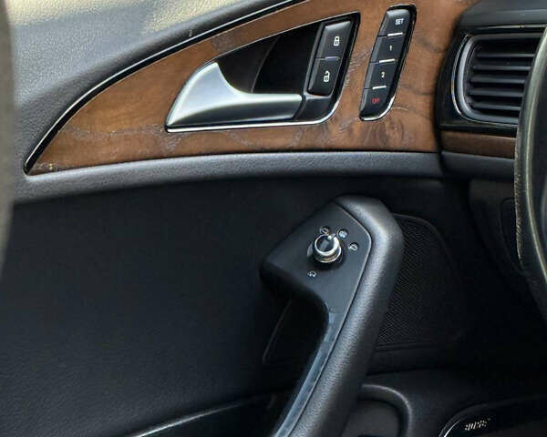 Чорний Ауді А6, об'ємом двигуна 3 л та пробігом 180 тис. км за 15700 $, фото 17 на Automoto.ua
