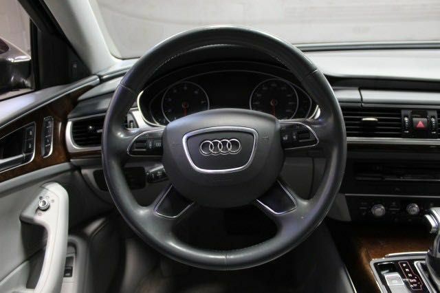 Ауди А6 2014 в Днепре (Днепропетровске) на Automoto.ua Черный Ауди А6, объемом двигателя 2 л и пробегом 143 тыс. км за 12000 $, фото 12 на Automoto.ua