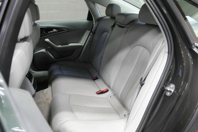 Ауди А6 2014 в Днепре (Днепропетровске) на Automoto.ua Черный Ауди А6, объемом двигателя 2 л и пробегом 143 тыс. км за 12000 $, фото 10 на Automoto.ua