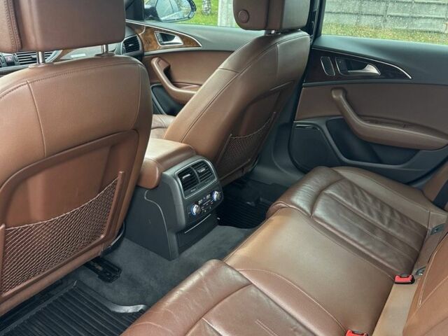 Черный Ауди А6, объемом двигателя 2 л и пробегом 210 тыс. км за 13300 $, фото 6 на Automoto.ua