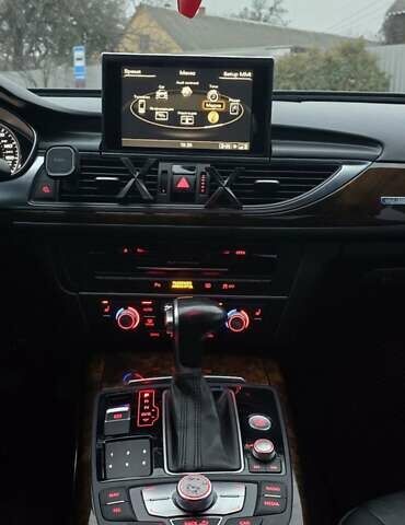 Ауді А6 2014 у Ужгороді на Automoto.ua Чорний Ауді А6, об'ємом двигуна 1.98 л та пробігом 272 тис. км за 13200 $, фото 10 на Automoto.ua