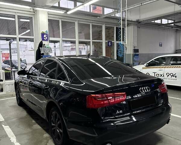 Чорний Ауді А6, об'ємом двигуна 1.97 л та пробігом 341 тис. км за 15999 $, фото 12 на Automoto.ua