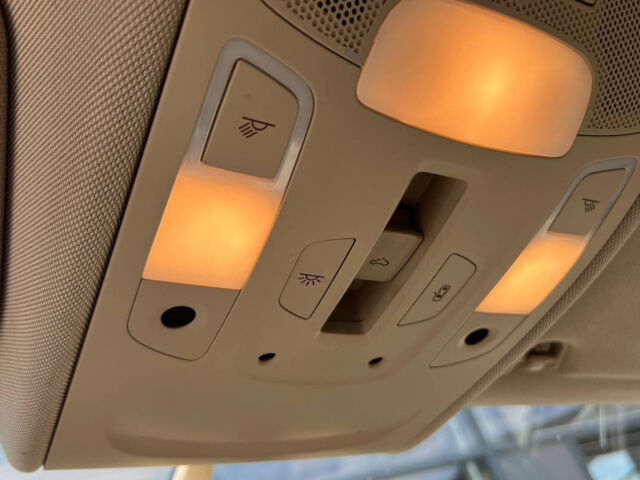 Черный Ауди А6, объемом двигателя 2 л и пробегом 255 тыс. км за 16800 $, фото 13 на Automoto.ua