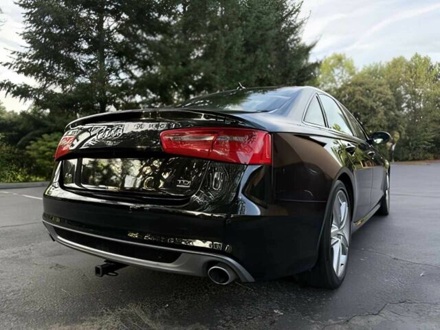 Черный Ауди А6, объемом двигателя 3 л и пробегом 72 тыс. км за 13000 $, фото 4 на Automoto.ua