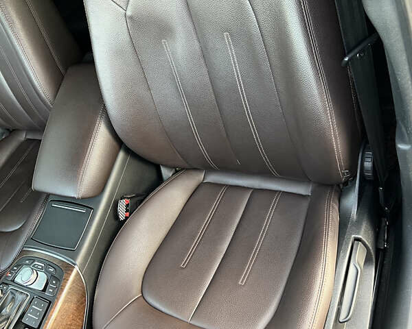 Черный Ауди А6, объемом двигателя 1.8 л и пробегом 230 тыс. км за 17000 $, фото 15 на Automoto.ua