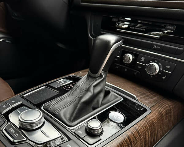 Чорний Ауді А6, об'ємом двигуна 3 л та пробігом 156 тис. км за 24900 $, фото 21 на Automoto.ua