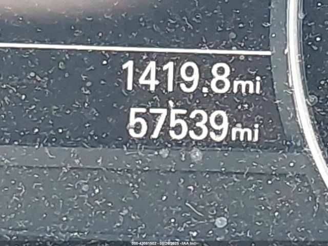 Черный Ауди А6, объемом двигателя 3 л и пробегом 57 тыс. км за 5600 $, фото 12 на Automoto.ua