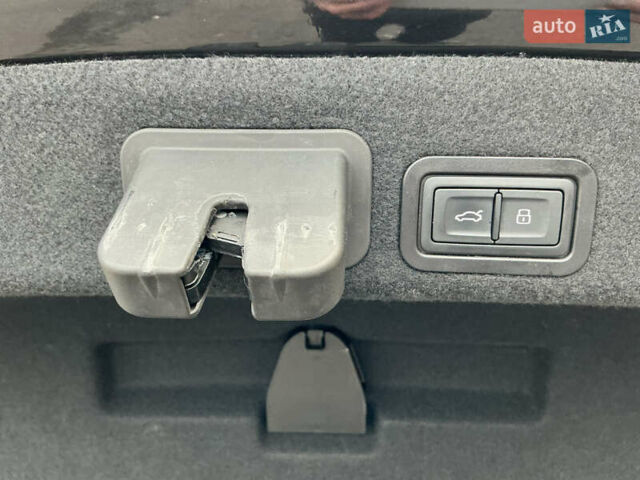 Чорний Ауді А6, об'ємом двигуна 2 л та пробігом 166 тис. км за 23500 $, фото 35 на Automoto.ua