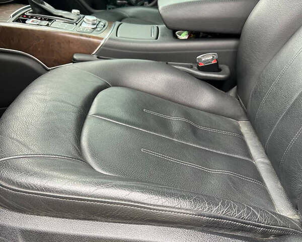 Черный Ауди А6, объемом двигателя 2 л и пробегом 124 тыс. км за 23500 $, фото 9 на Automoto.ua