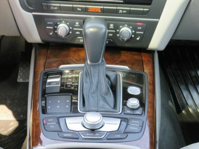 Ауді А6 2016 у Хмельницькому на Automoto.ua Чорний Ауді А6, об'ємом двигуна 3 л та пробігом 77 тис. км за 5200 $, фото 9 на Automoto.ua