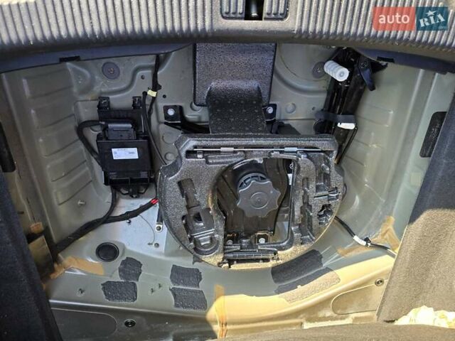 Черный Ауди А6, объемом двигателя 1.98 л и пробегом 100 тыс. км за 16450 $, фото 36 на Automoto.ua
