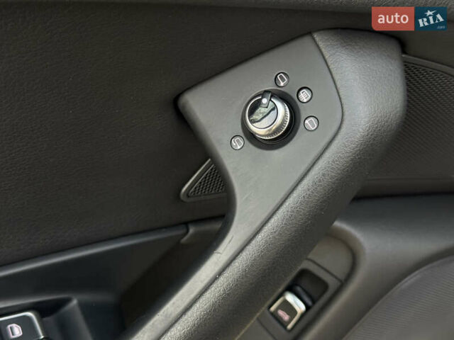 Чорний Ауді А6, об'ємом двигуна 1.97 л та пробігом 127 тис. км за 24400 $, фото 36 на Automoto.ua