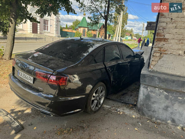 Черный Ауди А6, объемом двигателя 2 л и пробегом 130 тыс. км за 8000 $, фото 6 на Automoto.ua