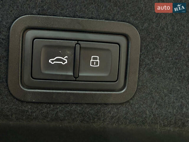 Чорний Ауді А6, об'ємом двигуна 3 л та пробігом 228 тис. км за 24500 $, фото 65 на Automoto.ua