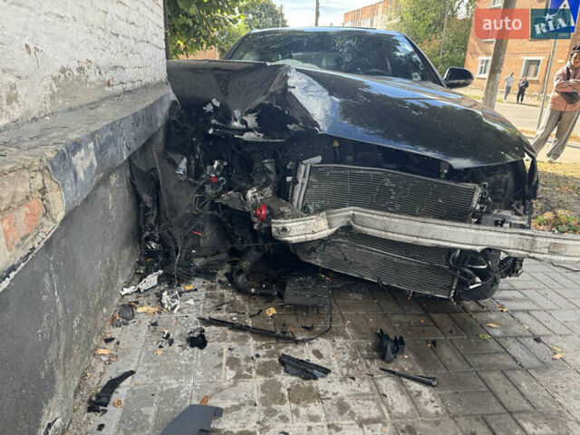 Черный Ауди А6, объемом двигателя 2 л и пробегом 130 тыс. км за 8000 $, фото 2 на Automoto.ua