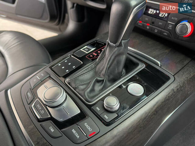 Черный Ауди А6, объемом двигателя 2 л и пробегом 42 тыс. км за 24999 $, фото 24 на Automoto.ua