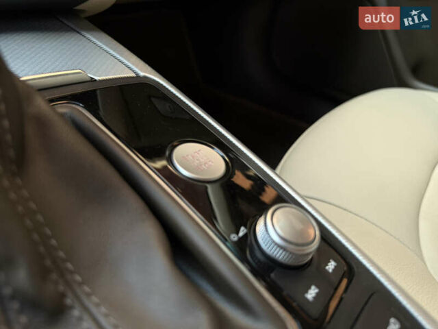 Чорний Ауді А6, об'ємом двигуна 1.97 л та пробігом 269 тис. км за 19700 $, фото 19 на Automoto.ua