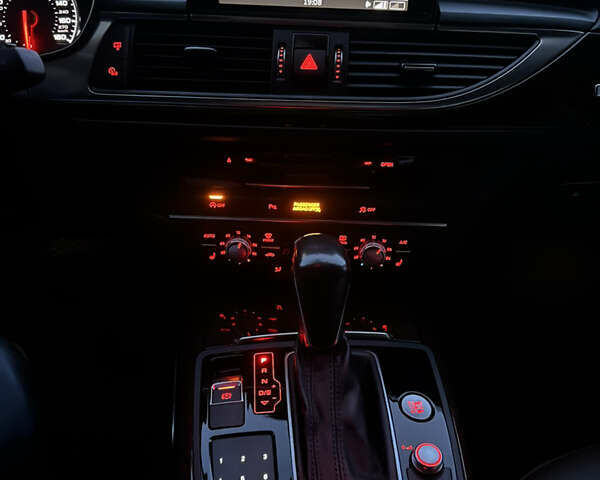 Ауди А6 2017 в Киеве на Automoto.ua Черный Ауди А6, объемом двигателя 1.98 л и пробегом 135 тыс. км за 22500 $, фото 48 на Automoto.ua