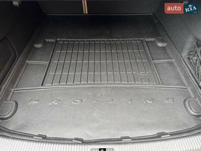 Черный Ауди А6, объемом двигателя 2 л и пробегом 140 тыс. км за 20000 $, фото 12 на Automoto.ua