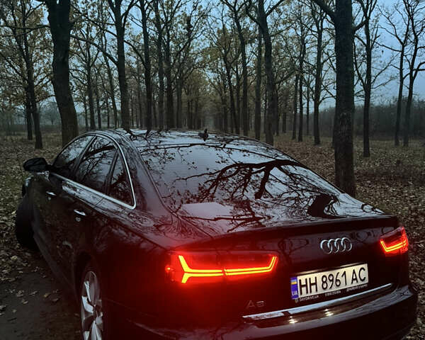 Черный Ауди А6, объемом двигателя 2 л и пробегом 143 тыс. км за 25000 $, фото 4 на Automoto.ua