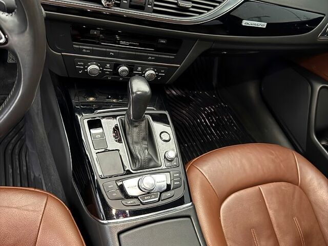 Черный Ауди А6, объемом двигателя 2 л и пробегом 64 тыс. км за 25000 $, фото 8 на Automoto.ua