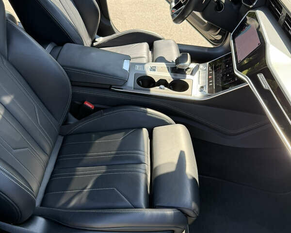 Ауди А6 2018 в Киеве на Automoto.ua Черный Ауди А6, объемом двигателя 2.97 л и пробегом 115 тыс. км за 56000 $, фото 10 на Automoto.ua