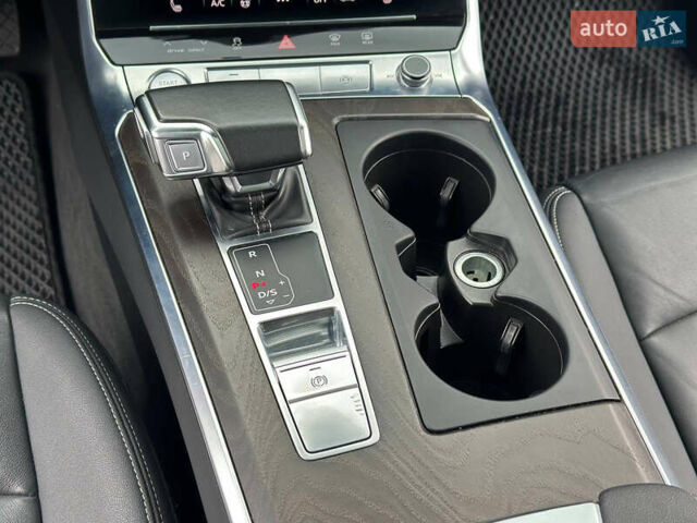 Ауди А6 2019 в Днепре (Днепропетровске) на Automoto.ua Черный Ауди А6, объемом двигателя 1.98 л и пробегом 122 тыс. км за 29999 $, фото 25 на Automoto.ua
