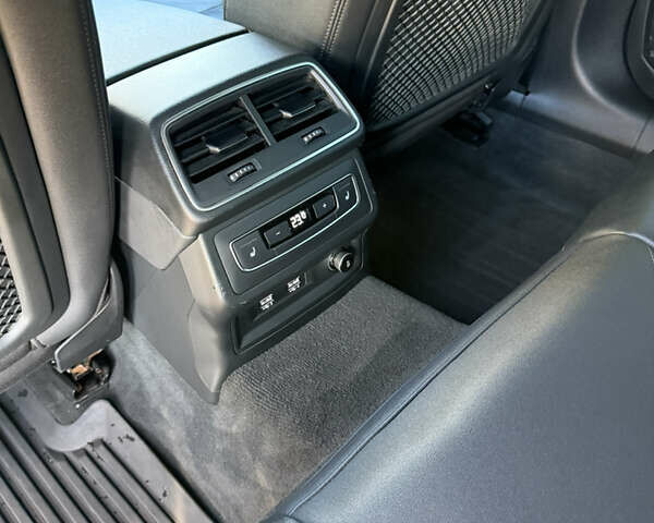 Черный Ауди А6, объемом двигателя 3 л и пробегом 103 тыс. км за 33700 $, фото 13 на Automoto.ua