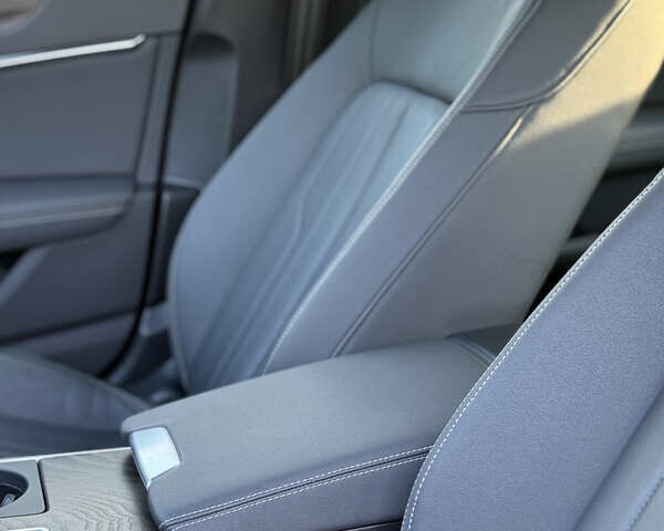 Черный Ауди А6, объемом двигателя 1.98 л и пробегом 92 тыс. км за 31000 $, фото 36 на Automoto.ua