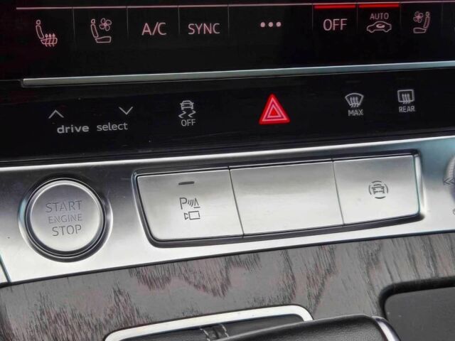 Чорний Ауді А6, об'ємом двигуна 3 л та пробігом 58 тис. км за 5800 $, фото 9 на Automoto.ua
