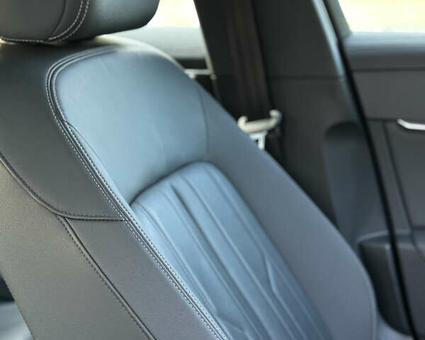 Черный Ауди А6, объемом двигателя 1.98 л и пробегом 92 тыс. км за 31000 $, фото 56 на Automoto.ua