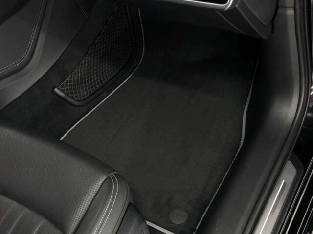 Ауди А6 2019 в Василькове на Automoto.ua Черный Ауди А6, объемом двигателя 3 л и пробегом 98 тыс. км за 39000 $, фото 7 на Automoto.ua