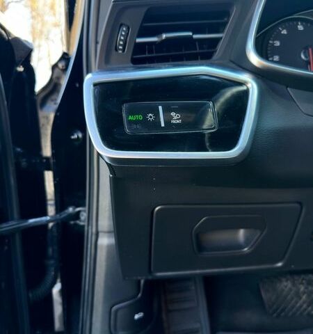 Чорний Ауді А6, об'ємом двигуна 2 л та пробігом 135 тис. км за 29800 $, фото 26 на Automoto.ua