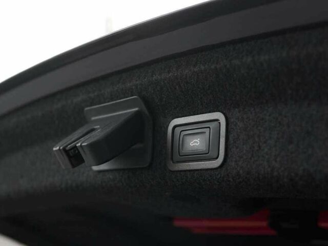 Чорний Ауді А6, об'ємом двигуна 2 л та пробігом 95 тис. км за 20000 $, фото 13 на Automoto.ua