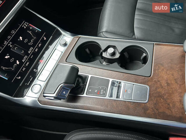 Чорний Ауді А6, об'ємом двигуна 1.98 л та пробігом 70 тис. км за 32000 $, фото 27 на Automoto.ua